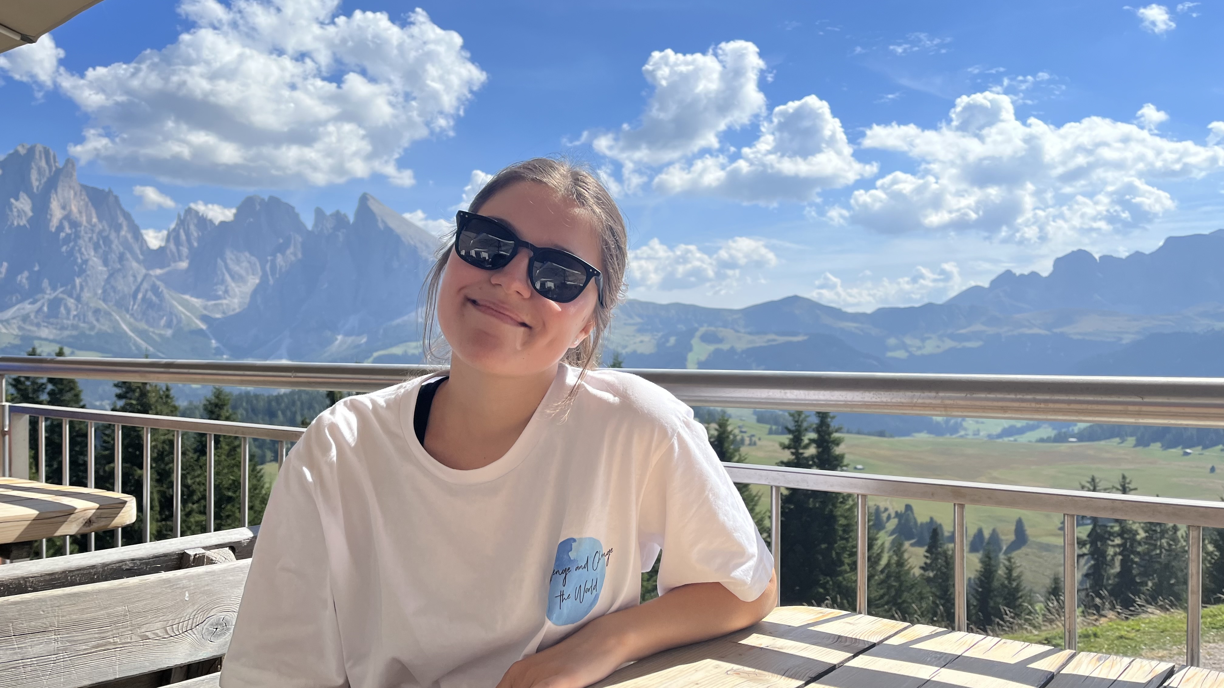 Catu at a bar in the alpe di suisi