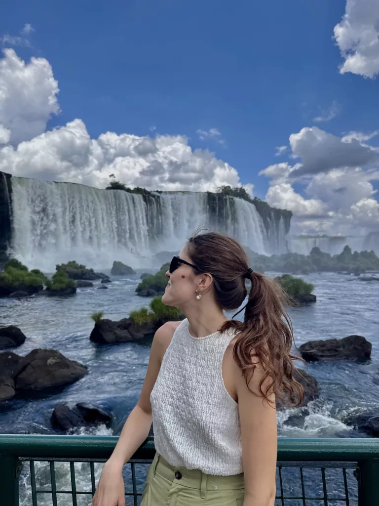 Catu in front of the Iguazu falls from the Brazilian side 